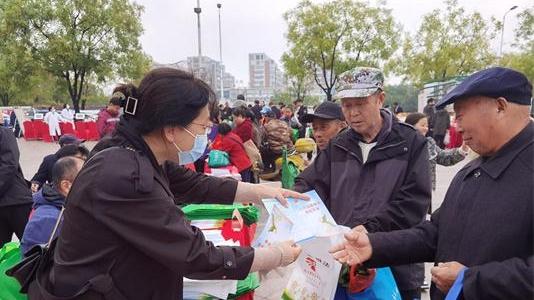 安徽鳳臺法律援助中心助力食品安全宣傳周活動