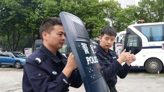 姚龍海：是擒兇“猛將”， 更是“金牌”教官