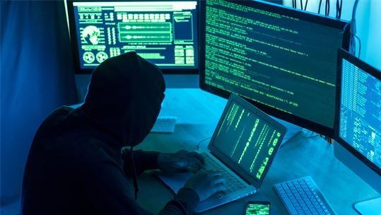 靦腆技術男盜竊公司源代碼獲利