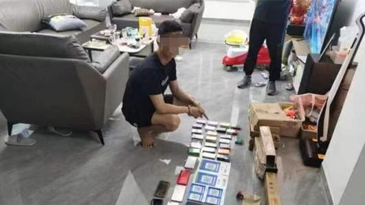 巴中警方破獲特大制售偽劣卷煙案